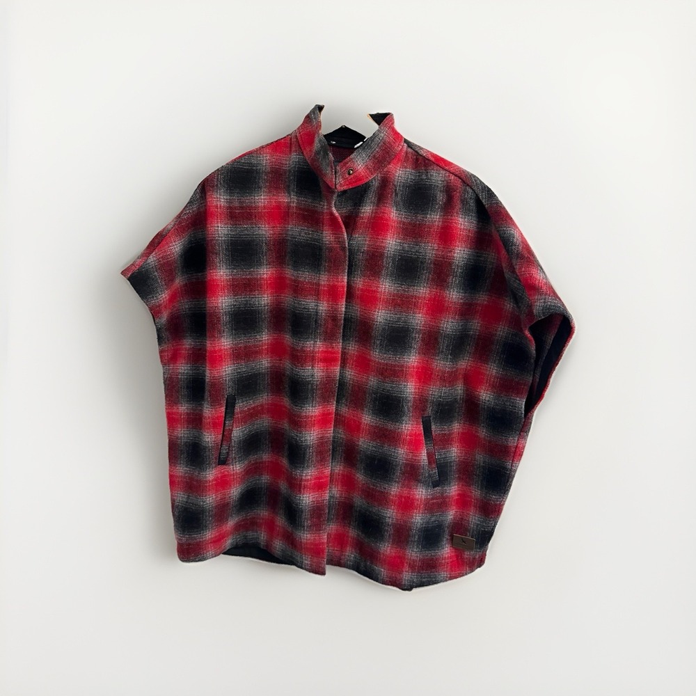 Eddie Bauer Sonoma Plaid Wool Blend Cape‎ Poncho Sweater S Warm Red Womens